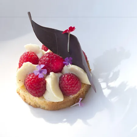 La Casadelmar Hotel 5*