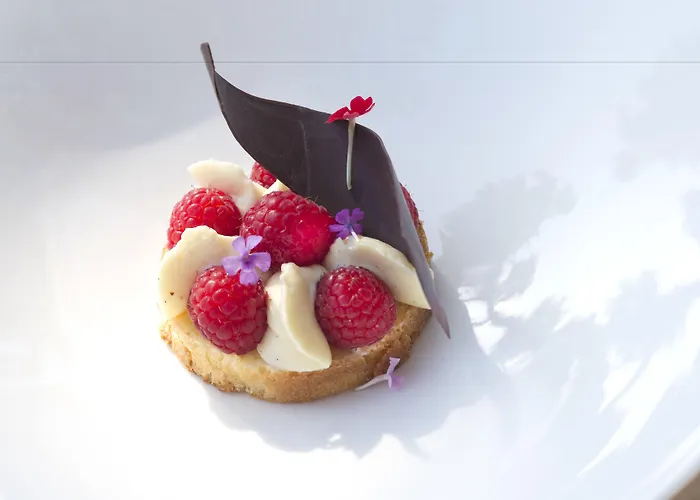 La Casadelmar Hotel 5*